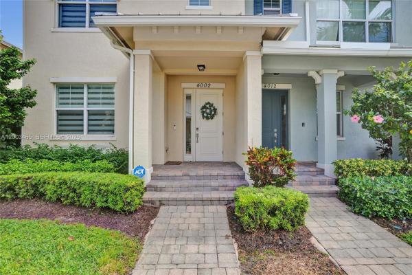 Parkview At Hillcrest, 4002 Poinciana Ln, Hollywood, Florida 33021, image 1