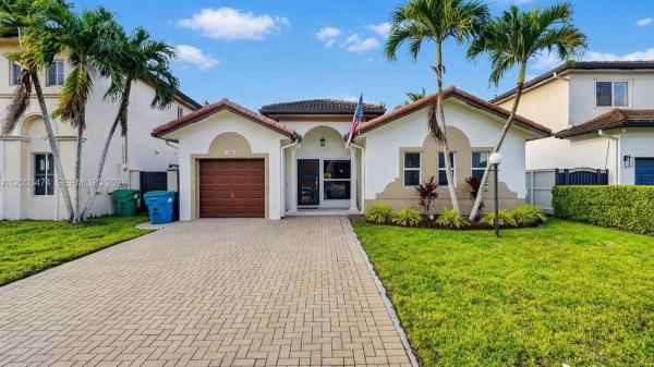 15893 SW 138th Ter, Unincorporated Dade County, Florida 33196, image 1