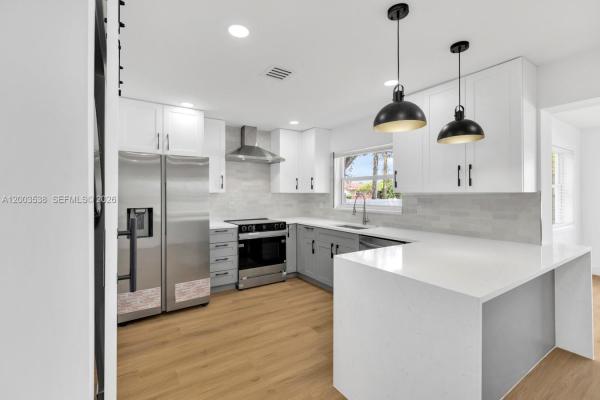 327 SE 2nd Ave, Dania Beach, Florida 33004, image 1