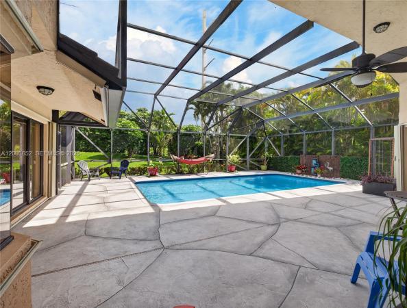 Tequesta At Country Isles, 1025 Creekford Dr, Weston, Florida 33326, image 1