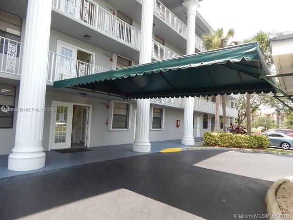 Whitehall 2 Of Pine Island Ridge, 1701 Whitehall Dr #403, Davie, Florida 33324, image 1