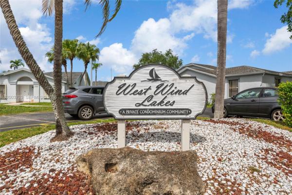 6696 SW 152nd Pl #27-96, Unincorporated Dade County, Florida 33193, image 1