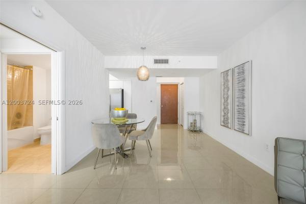 Akoya, 6365 Collins Ave #805, Miami Beach, Florida 33141, image 3