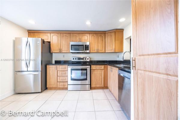 18th Hole At Inverrary, 3940 Inverrary Blvd #403-A, Lauderhill, Florida 33319, image 1