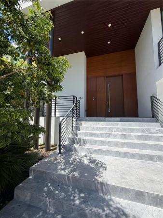 Biscayne Key Estates, Key Biscayne, Florida 33149, image 1