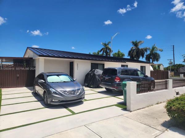 5521 SW 132nd Ave, Unincorporated Dade County, Florida 33175, image 2