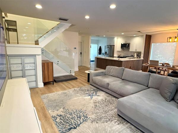 Antigua At Doral Isles, 6420 NW 109th Ave, Doral, Florida 33178, image 1