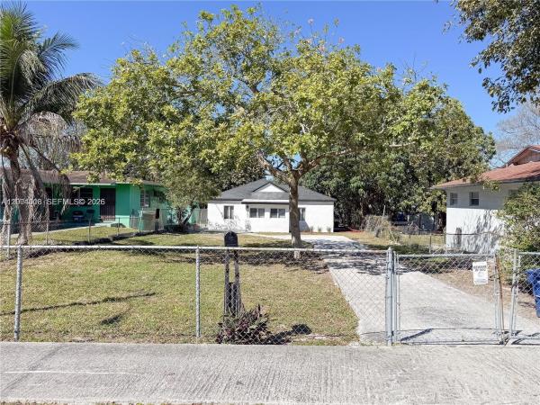 2255 NW 60th St, Unincorporated Dade County, Florida 33142, image 3
