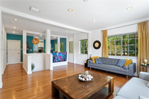 The Casa Bella On Beach, 840 Lenox Ave #2, Miami Beach, Florida 33139, image 2