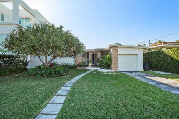 Altos Del Mar, 9424 Carlyle Ave, Surfside, Florida 33154, image 1