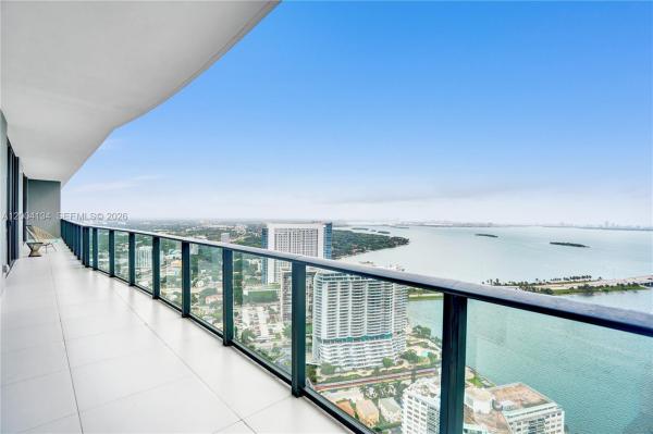 Paraiso Bayviews, 501 NE 31st St #PH4102, Miami, Florida 33137, image 1