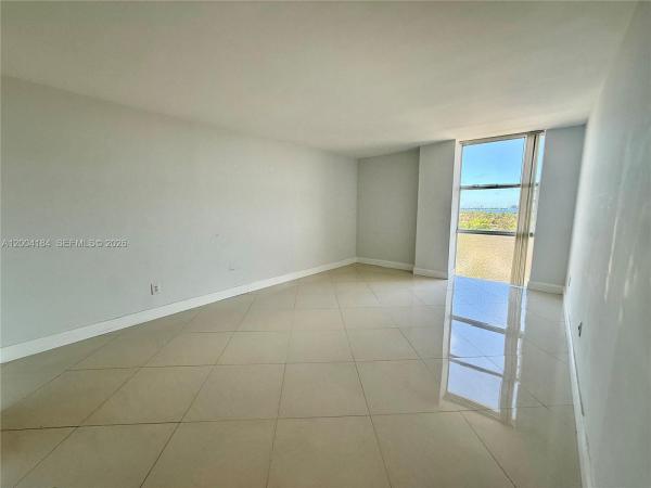 Vecino Del Mar, 2350 NE 135th St #1207, North Miami, Florida 33181, image 2