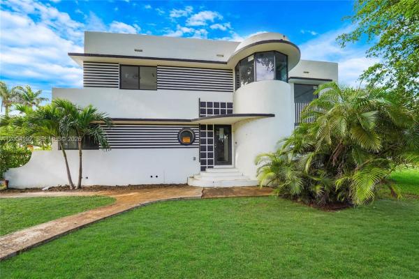 Hollywood Lakes, 1329 Polk St, Hollywood, Florida 33019, image 1