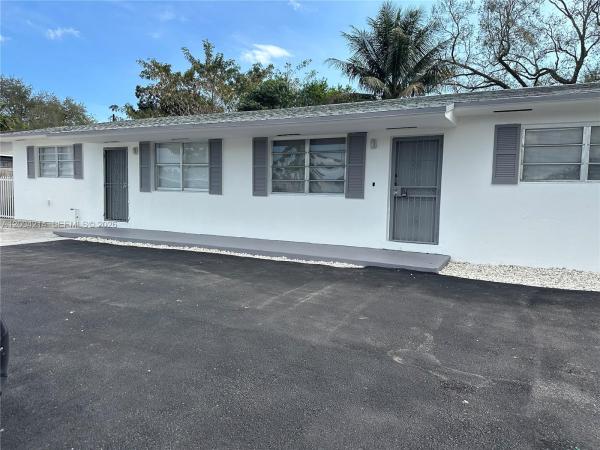 2270 NW 103rd St, Unincorporated Dade County, Florida 33147, image 1