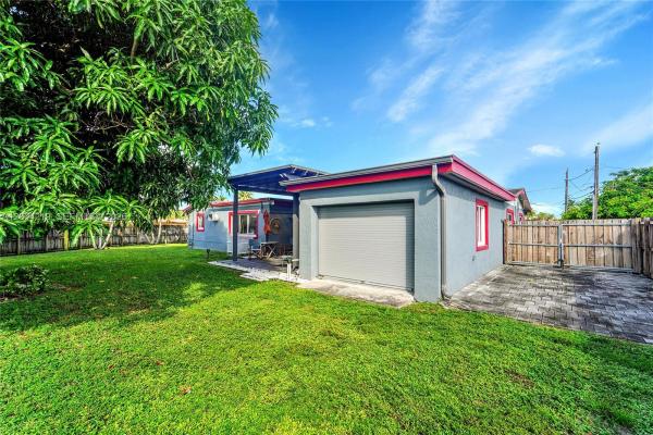 Palm Springs North, 8370 NW 185th St, Hialeah, Florida 33015, image 3