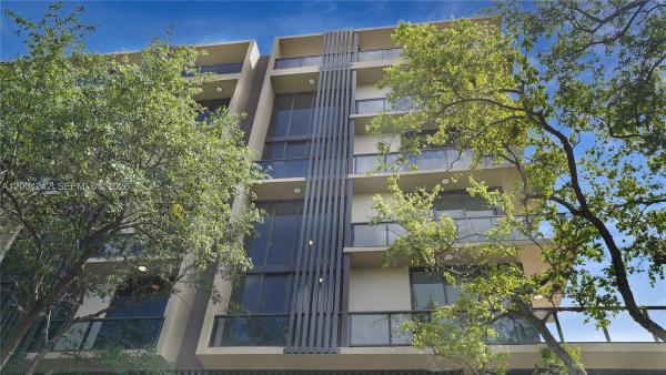 3034 Oak Ave #TH-2, Miami, Florida 33133, image 3