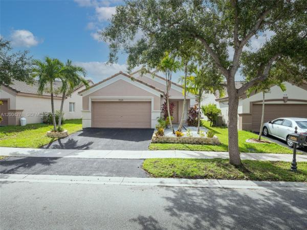 The Glades, 1524 Canary Island Dr, Weston, Florida 33327, image 1