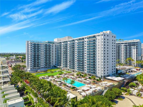Roney Palace, 2301 Collins Ave #432, Miami Beach, Florida 33139, image 1