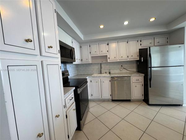 Del Prado, 18041 Biscayne Blvd #1603-4, Aventura, Florida 33160, image 1