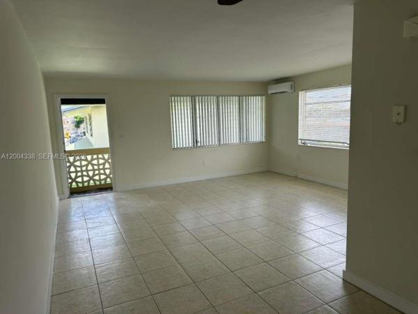 Sans Souci, 11925 NE 19th Dr #8, North Miami, Florida 33181, image 2