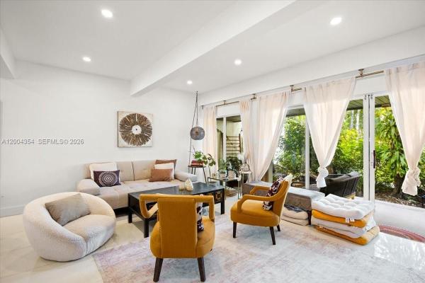 19220 NE 25th Ave #274B, Unincorporated Dade County, Florida 33180, image 1