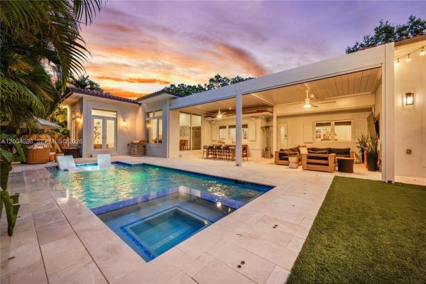 Mariana Place, 918 Santiago St, Coral Gables, Florida 33134, image 3