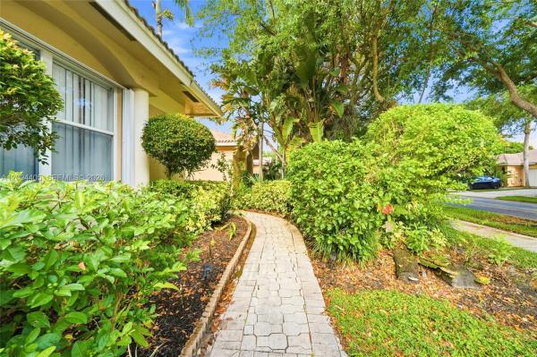 Coral Trace, 2513 Coral Trace Pl, Delray Beach, Florida 33445, image 2
