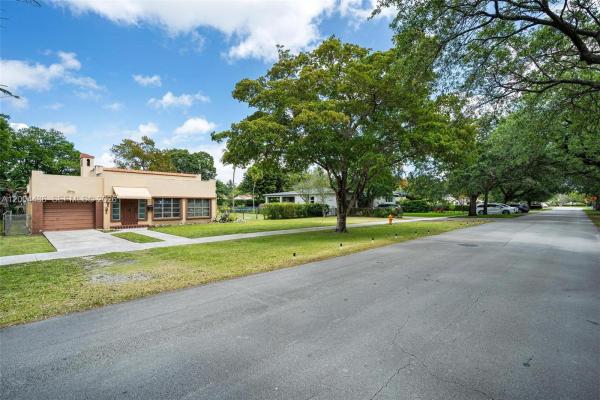Country Club Estates, 57 N Melrose Dr, Miami Springs, Florida 33166, image 2