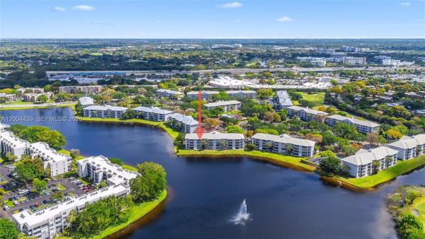 Whitehall Of Pine Island Ridge, 1524 Whitehall Dr #405, Davie, Florida 33324, image 1