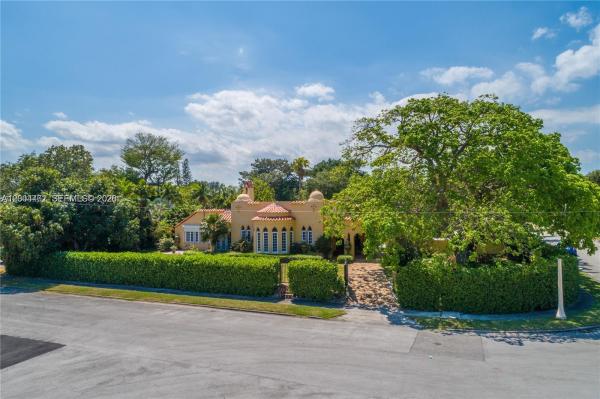 1036 NE 89th St, Unincorporated Dade County, Florida 33138, image 1