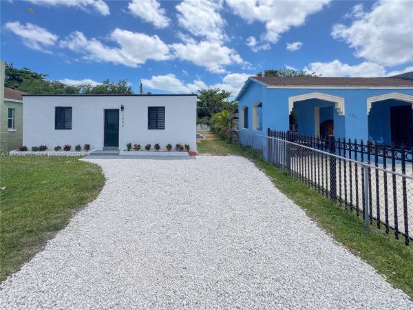 17th Avenue Manor, 1846 NW 49th St, Miami, Florida 33142, image 3