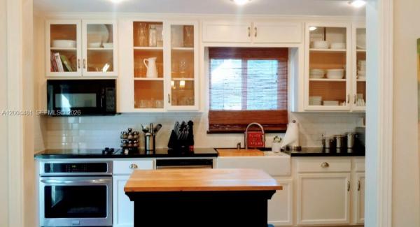 Biltmore Heights, 5718 SW 48th St, South Miami, Florida 33155, image 2