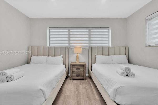 Bay Harbor Islands Residential, 10004 E Bay Harbor Dr #11, Bay Harbor Islands, Florida 33154, image 1