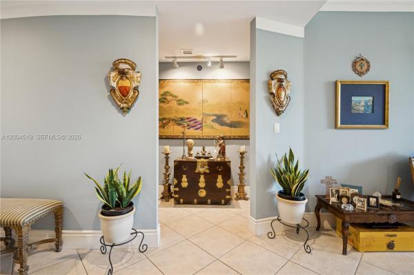Resort Villa, 719 Crandon Blvd #310, Key Biscayne, Florida 33149, image 2