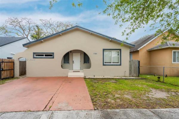 17th Avenue Manor, 1741 NW 44th St, Miami, Florida 33142, image 1