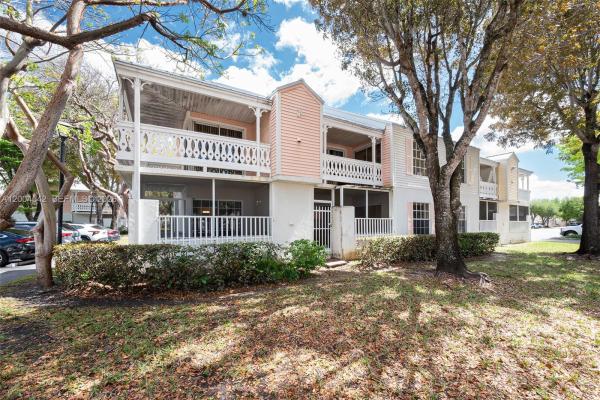 10441 Mahogany Key Cir #101, Unincorporated Dade County, Florida 33196, image 1