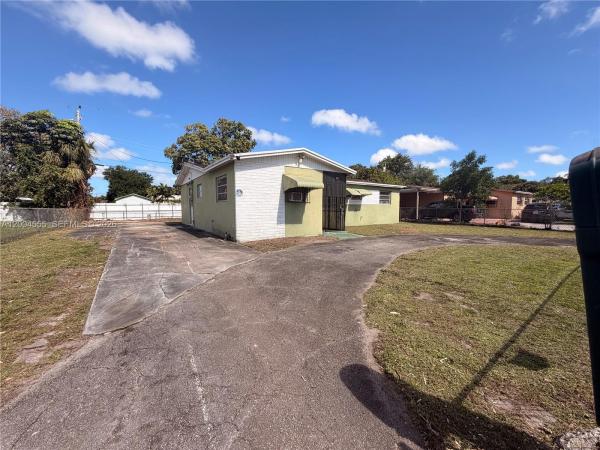 Myrtle Grove, 17221 NW 24th Pl, Miami Gardens, Florida 33056, image 2