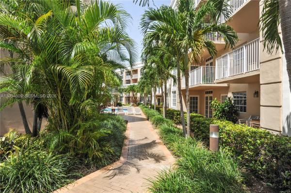 University Inn, 1280 S Alhambra Cir #2419, Coral Gables, Florida 33146, image 1