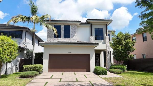 16065 SW 136th Ter, Unincorporated Dade County, Florida 33196, image 1