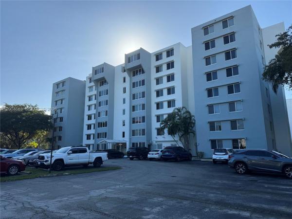 Dadeland Place, 9001 SW 77th Ave #C709, Unincorporated Dade County, Florida 33156, image 1