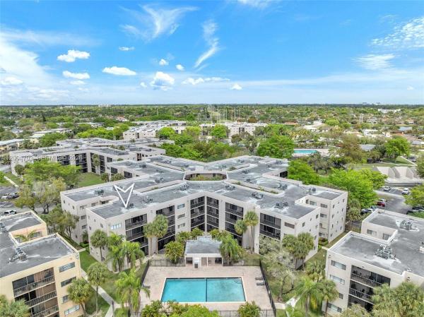 Horizons West, 8540 SW 133rd Avenue Rd #312, Kendale Lakes, Florida 33183, image 1