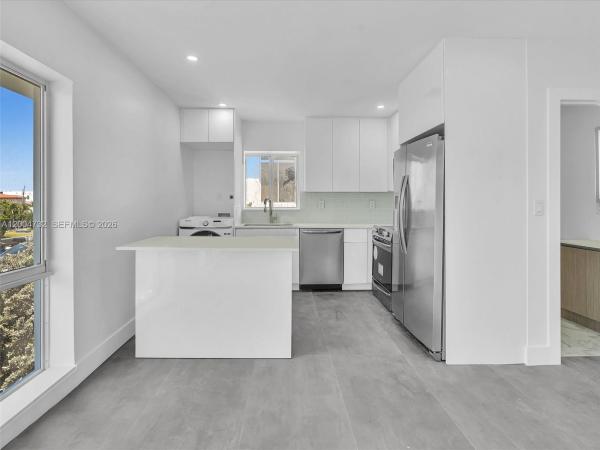 Sans Souci Estates, 11900 N Bayshore Dr #206, North Miami, Florida 33181, image 1