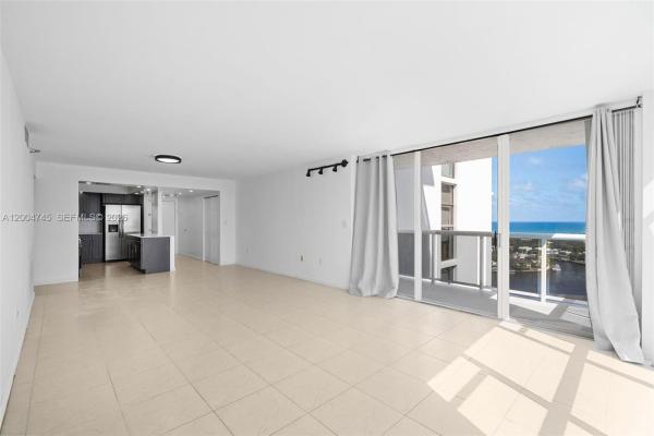 Waterview 1, 20505 E Country Club Dr #1938, Aventura, Florida 33180, image 2