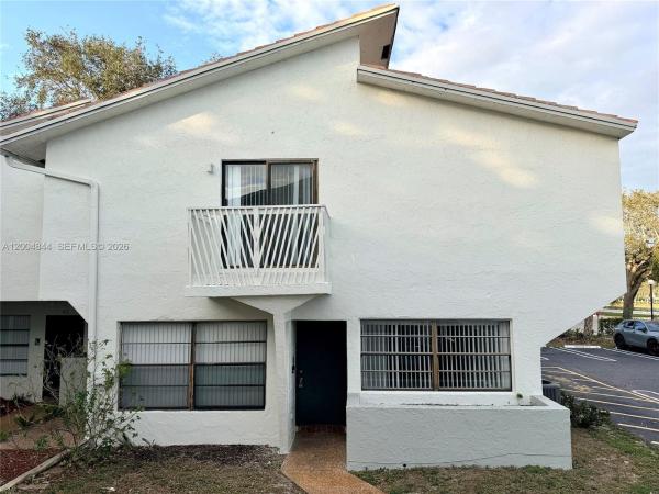 Palm Springs Village, 2580 Coral Springs Dr #2580, Coral Springs, Florida 33065, image 1