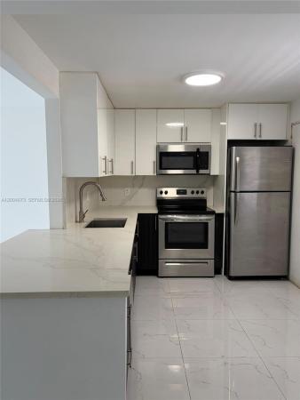 1401 NE 191st St #D201, Unincorporated Dade County, Florida 33179, image 2