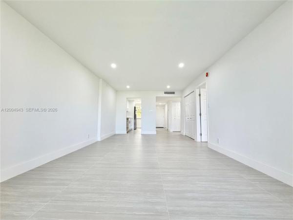 Cypress Chase North, 3361 NW 47th Ter #329, Lauderdale Lakes, Florida 33319, image 3