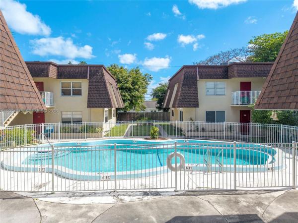 Emerald Isles, 4524 SW 54th St #501-W, Dania Beach, Florida 33314, image 2