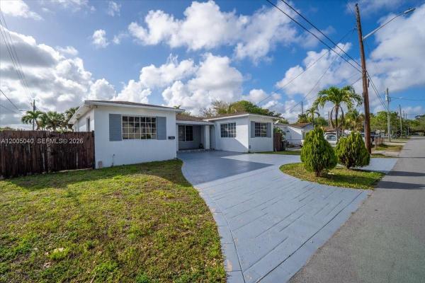 Hallandale Beach No HOA, 740 SW 7th Ave, Hallandale Beach, Florida 33009, image 1