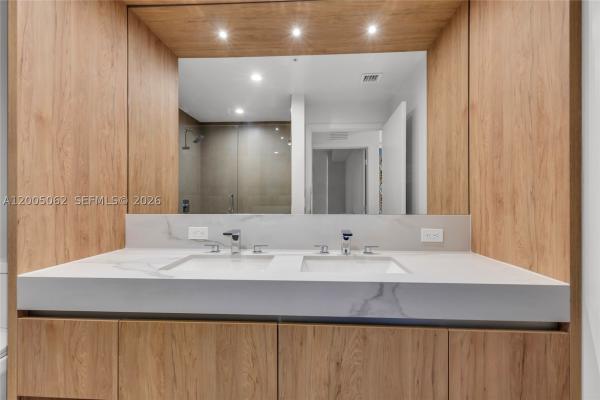 11 NE 6th St #407, Miami, Florida 33132, image 1