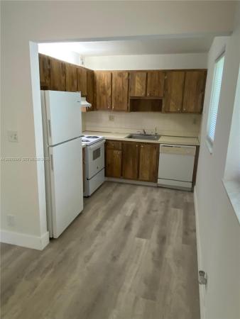 Tamarac Gardens, 9920 NW 68th Pl #202, Tamarac, Florida 33321, image 2